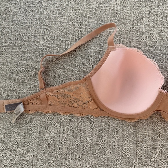Victoria’s Secret Dream Angels Lined Demi Bra in Pink and Nude size 34D - Picture 6 of 9